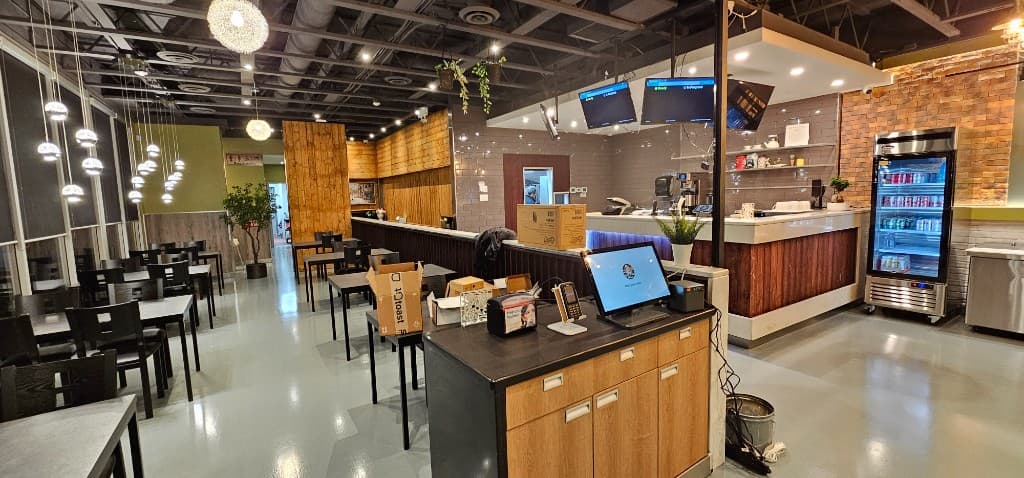 SizzlePan restaurant seating and counter with contemporary design